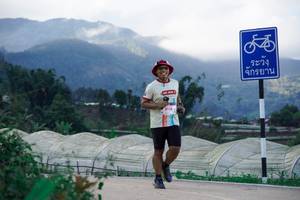 BIB: 3038
                            <button type="button" onclick="openModal(18897099)" class="btn btn-primary btn-sm float-right btn-popup" data-toggle="modal" data-target=".modal-high-quality">
                        <i class="fas fa-shopping-cart"></i> Add to Cart
                    </button>
                                            <button type="button" onclick="isThisMe(18897099, true)" class="btn btn-success btn-sm float-right btn-popup btn-isme hidden" data-toggle="tooltip" data-placement="bottom" title="นี่คือรูปของคุณใช่ไหม คลิกที่นี่เพื่อเอาเข้าอัลบั้ม">
                        <i class="fas fa-plus"></i> Add to album
                    </button>
                    <button type="button" onclick="isThisMe(18897099, false)" class="btn btn-warning btn-sm float-right btn-popup btn-isnotme hidden">
                        <i class="fas fa-ban"></i> Remove from album
                    </button>